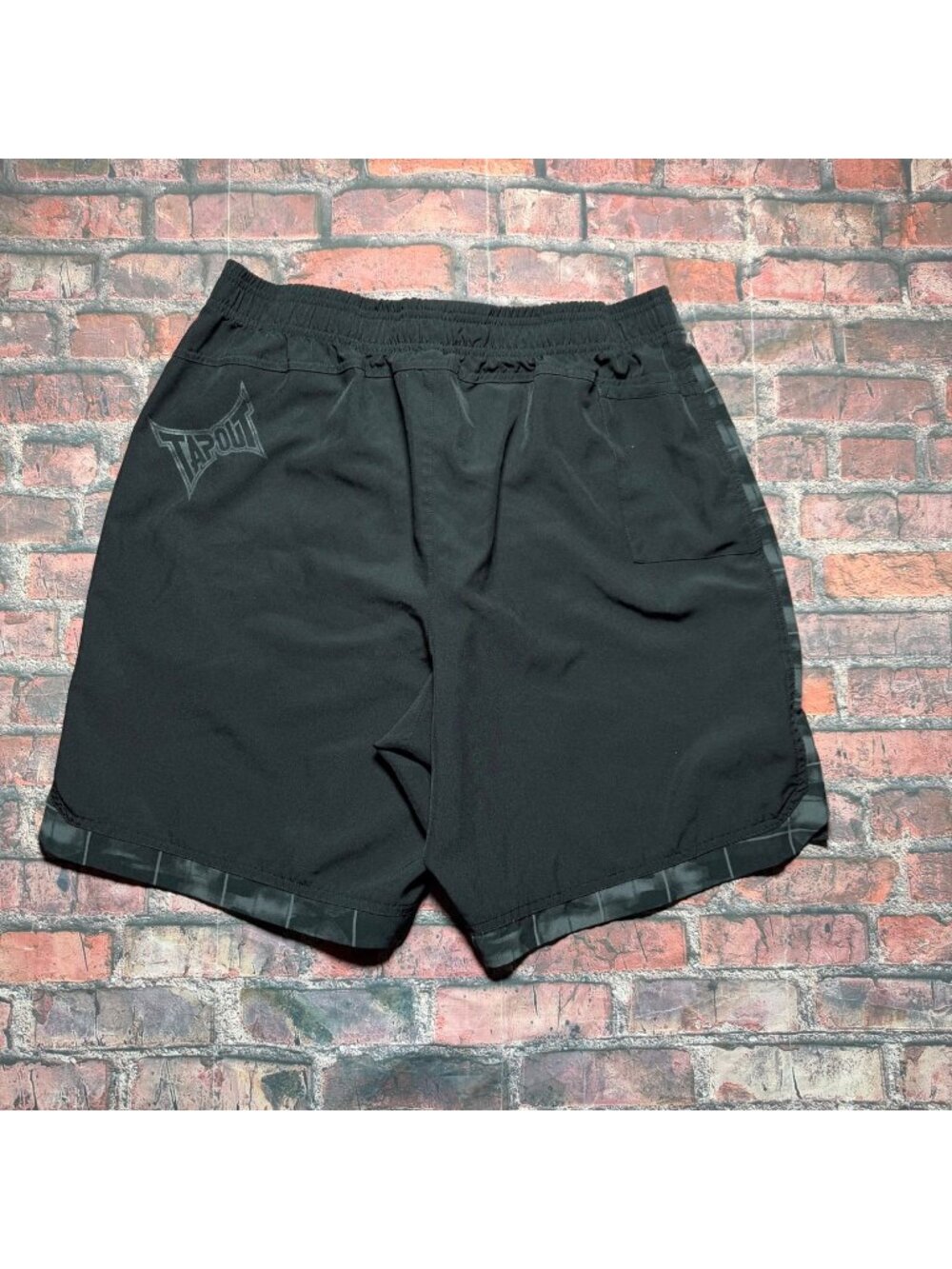 VTG Tapout Shorts Mens Large Black Charcoal Active Training Gym Athletic MMA